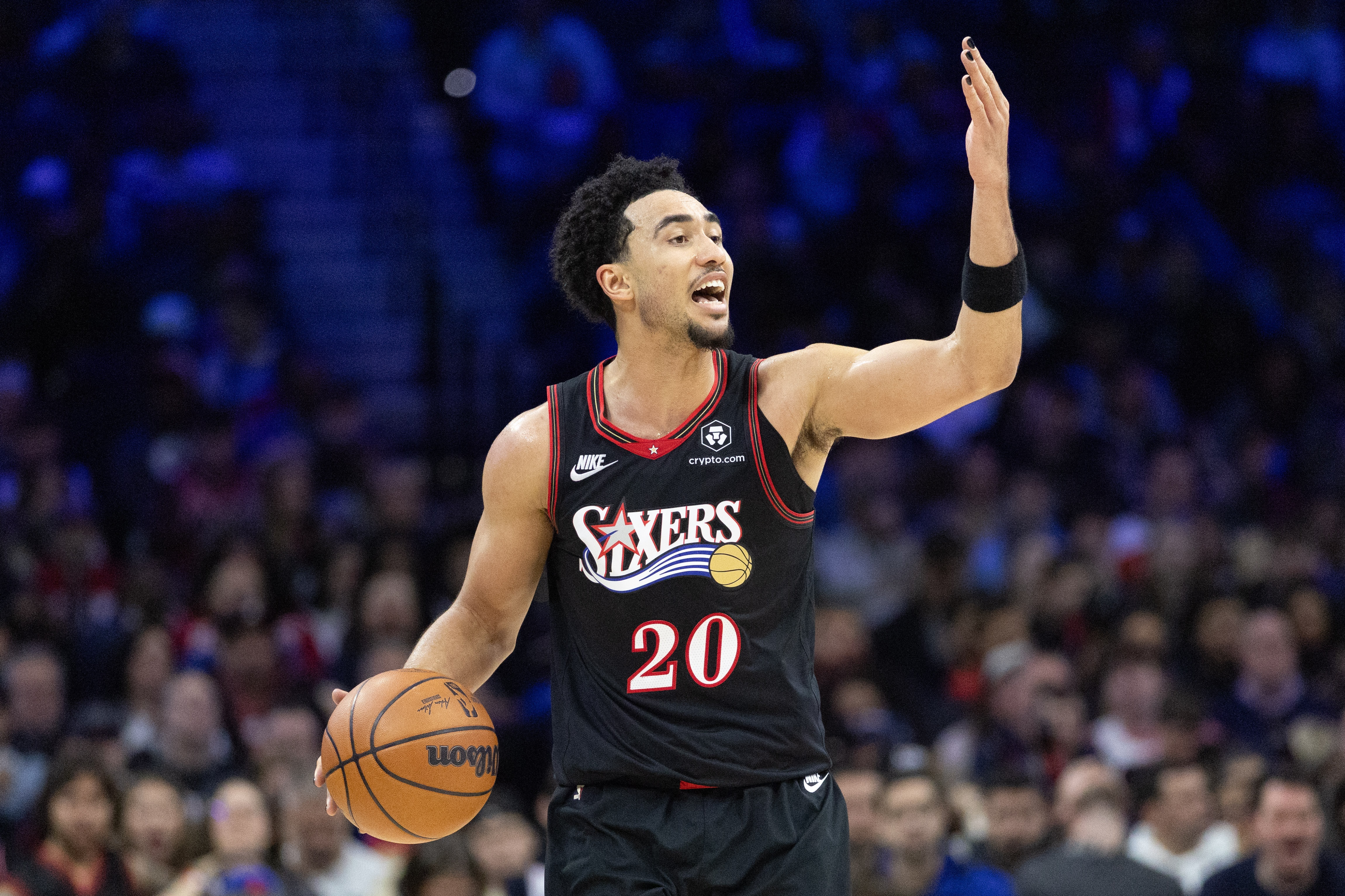 命中率35.9%！麥凱恩：不會刻意調(diào)整投籃動作 相信手感會回來的