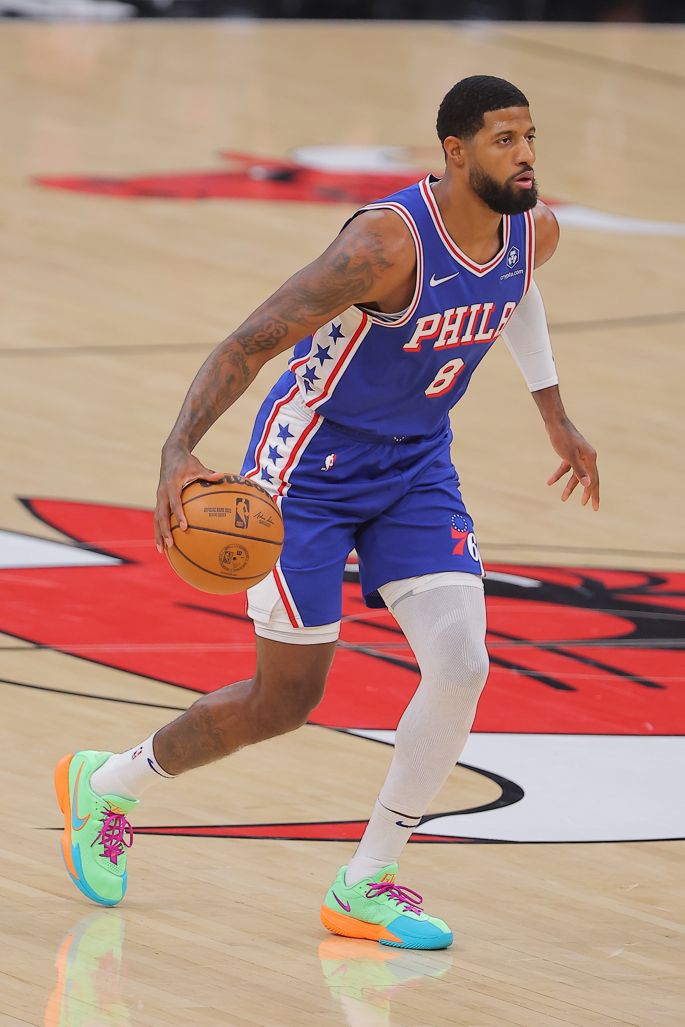 下半場有些乏力！喬治11中5拿到14分7板2助 下半場僅得2分