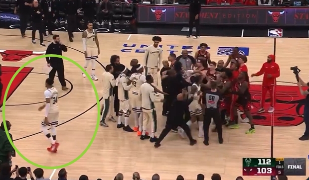 【体育观察】武切维奇调侃：字母哥垃圾✨时间选择暴扣 是因为公