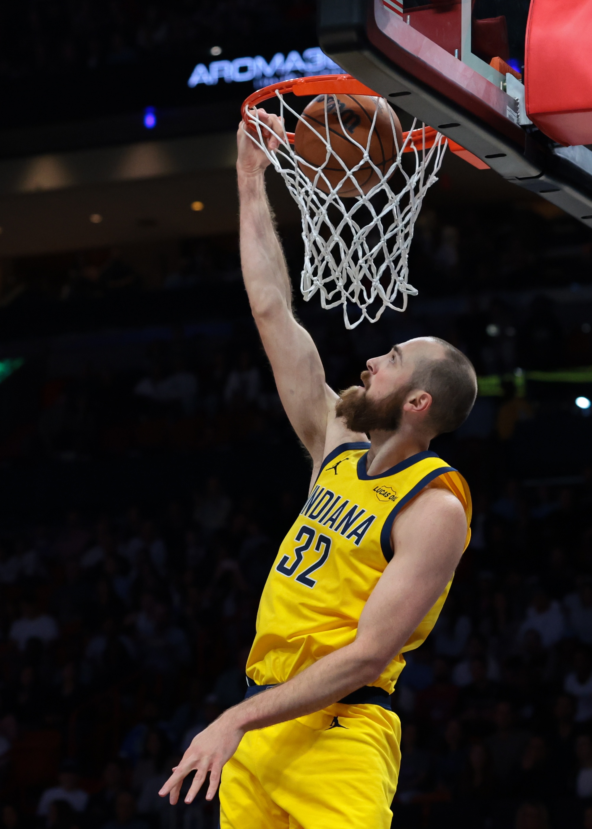 最后時刻不讓打？赫夫10中7&三分7中4砍下平賽季最高20分