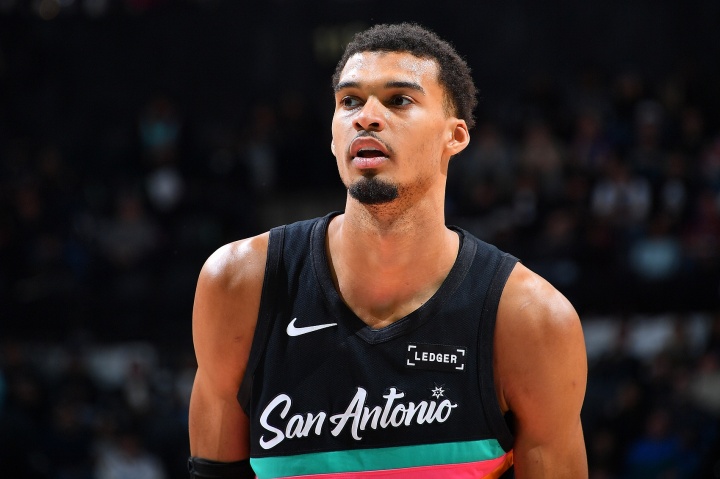 隊記：文班今天將替補出戰(zhàn) 會有時間限制！