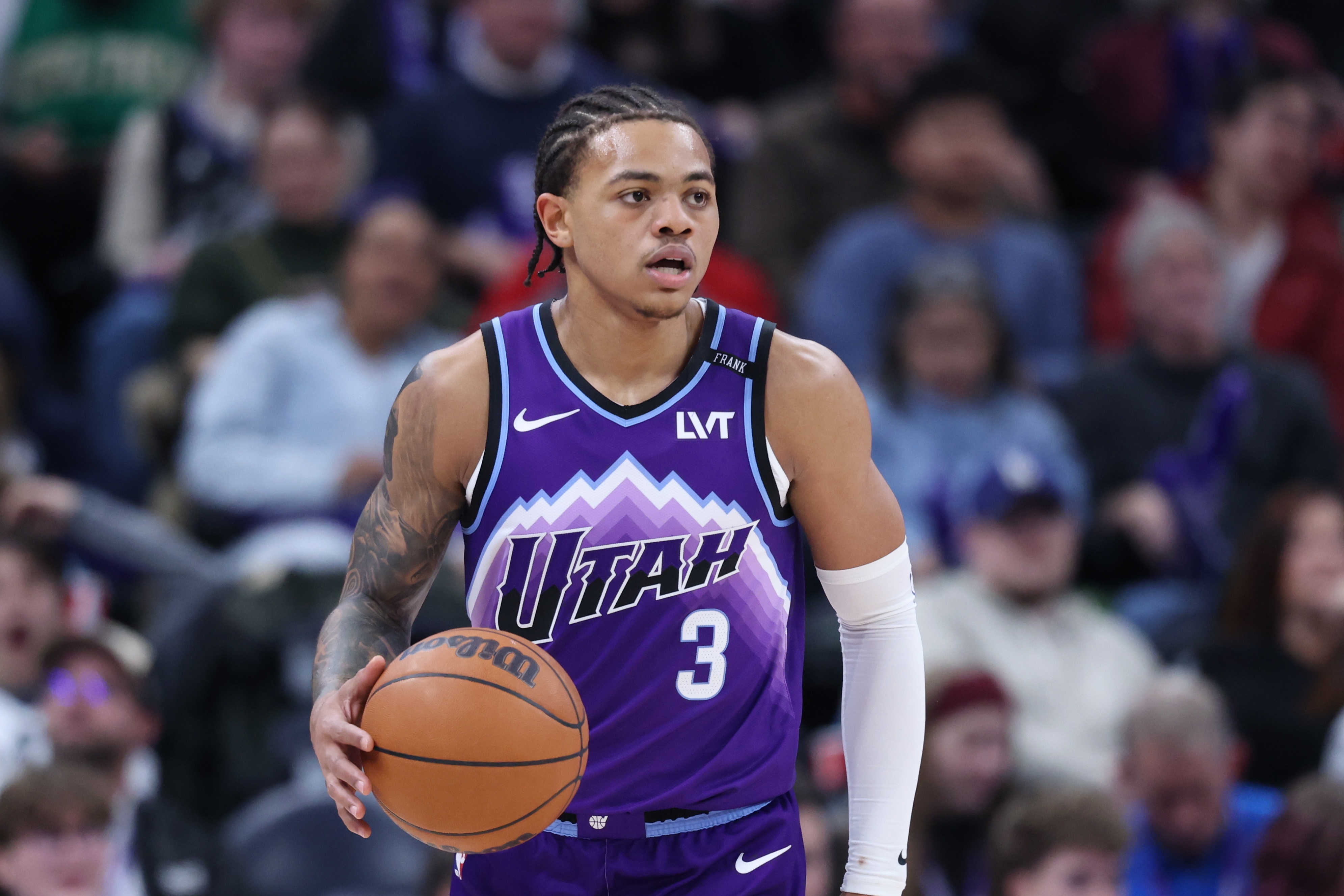 這年輕人！基昂特·喬治上半場11中5得15分4助1斷 三分5中3