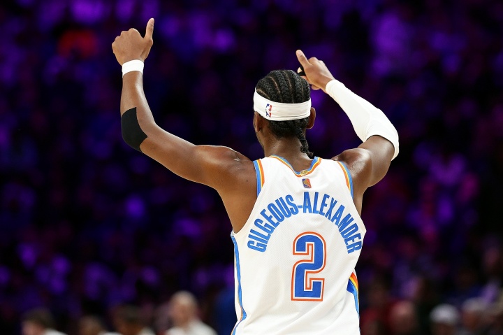 MVP！亞歷山大0失誤砍46分6板6助+滯空中投絕平！罰球19中17！