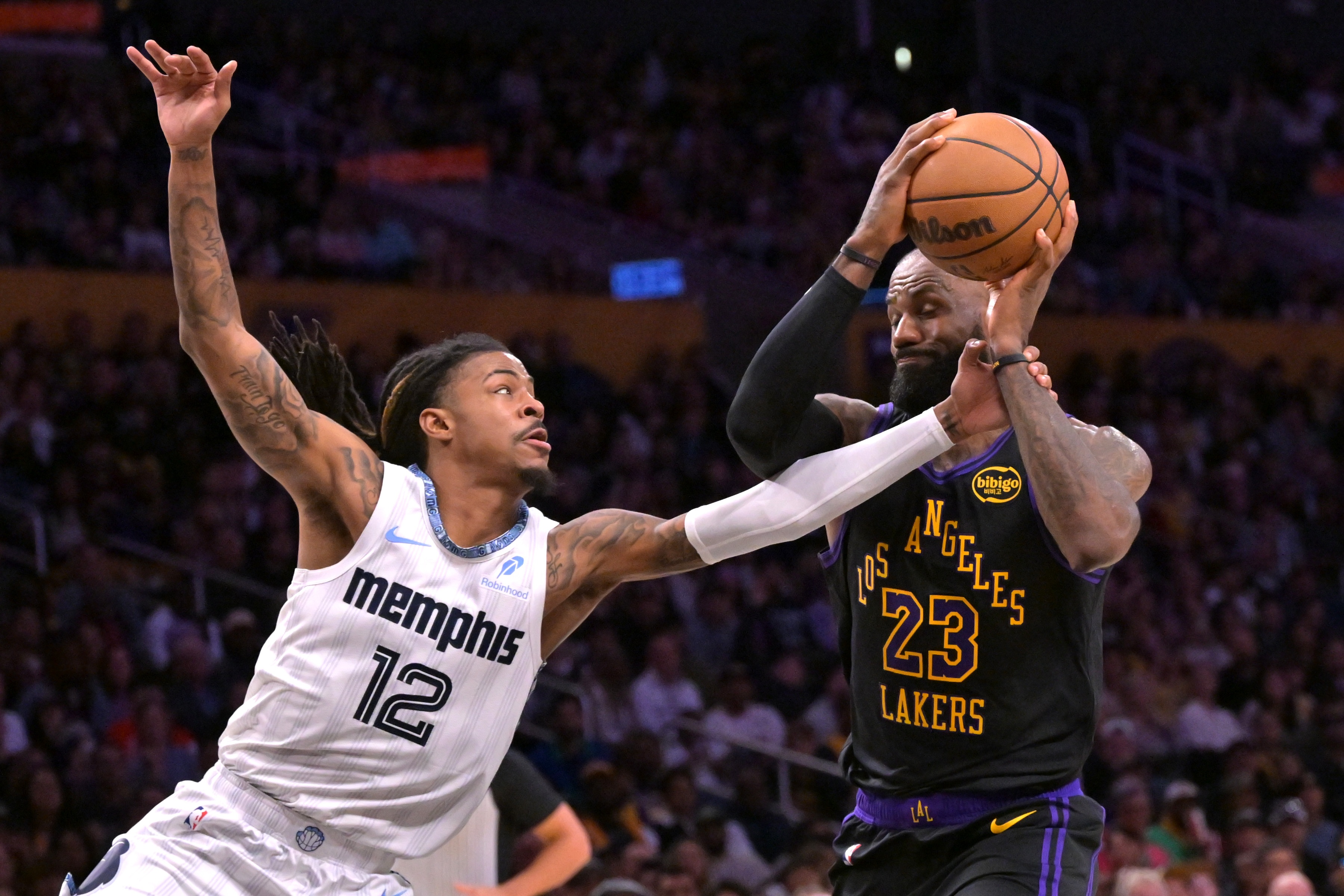 【你怎么看？】关键时刻11胜0负！老牌天神41岁18中12 关键时刻有东有詹降维打击