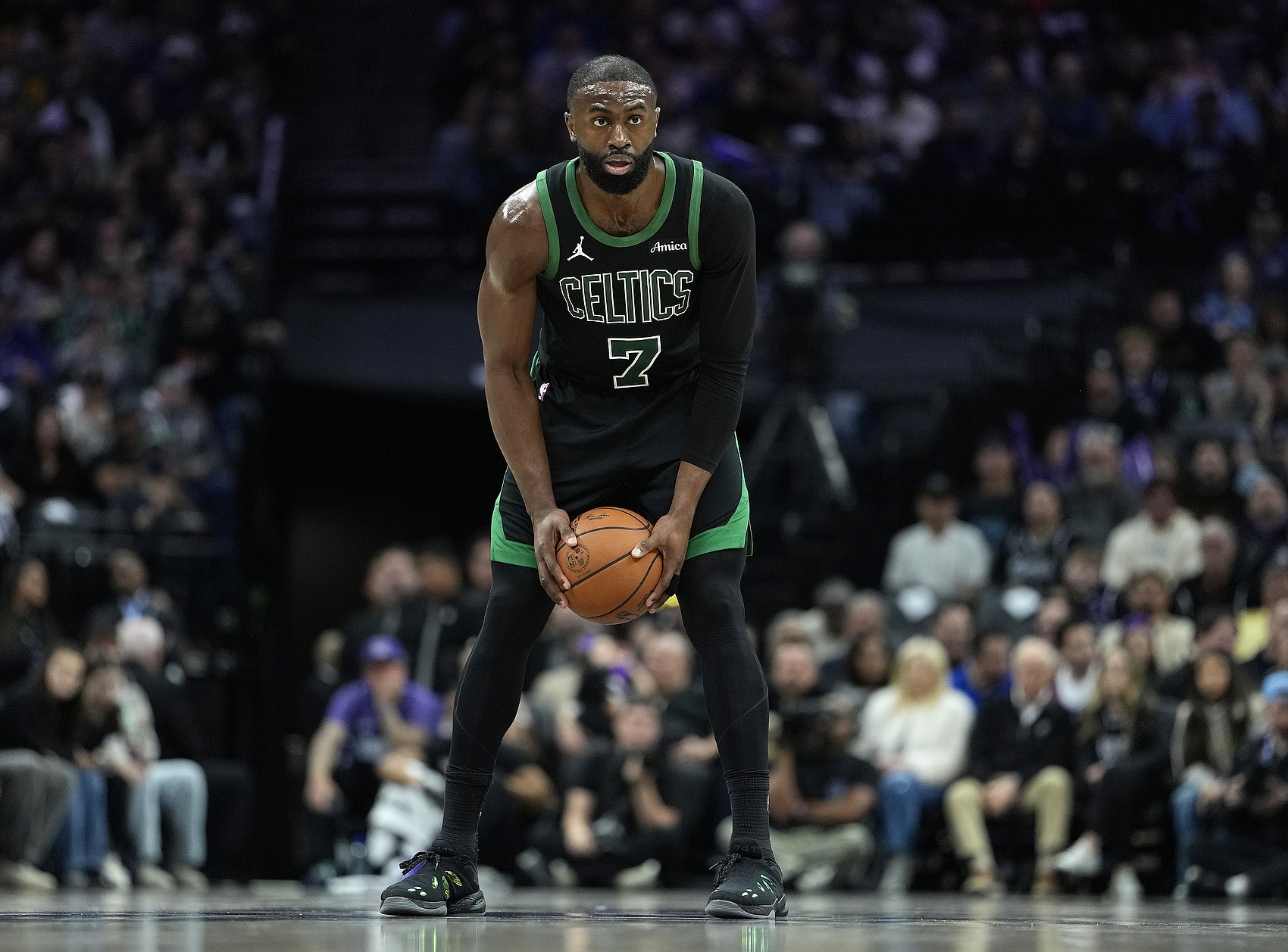 單核！霍里：杰倫·布朗現(xiàn)在是MVP前5候選人 但他還沒到前3