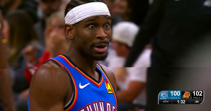 你搞這些？狄龍跺腳干擾罰球 SGA瞪大雙眼向裁判投訴失?。? /></a>
					</div>
					<p>你搞這些？狄龍跺腳干擾罰球 SGA瞪大雙眼向裁判投訴失敗！</p>
					<p>2026-01-06 10:01</p>
					</li>
								
			<li>
					<div   id=