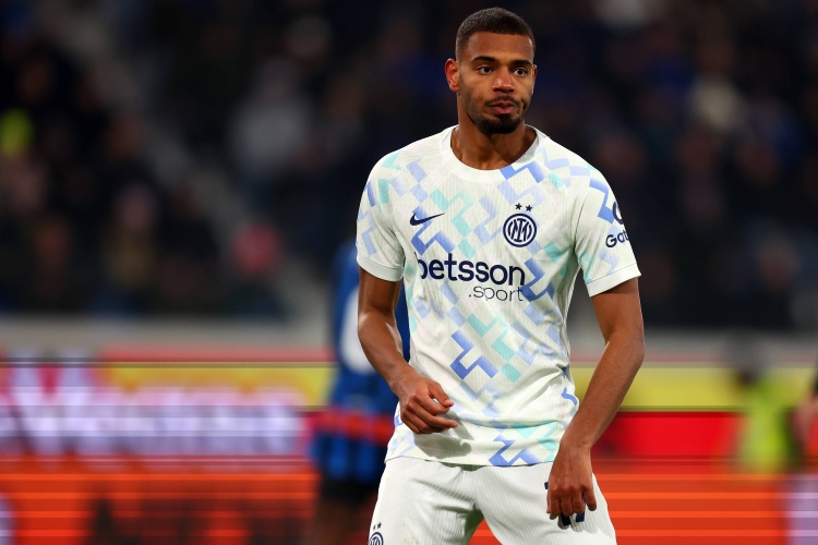 [体育资讯]意天空记者：迪乌夫遭遇轻微屈肌疲劳，所以缺席国米对阵博洛尼亚