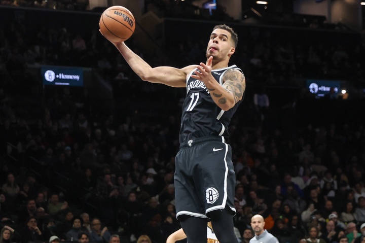 小波特：为何人们痴迷存钱？20岁就该享受生活 到60岁就玩不动了