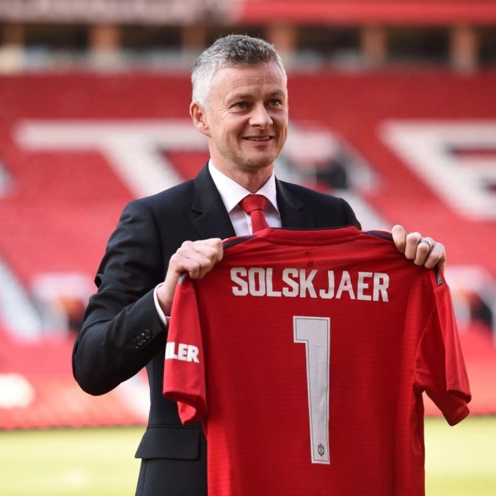 8連勝+月最佳主帥！索爾斯克亞18年曾任曼聯(lián)臨時主帥，開局就狂飆