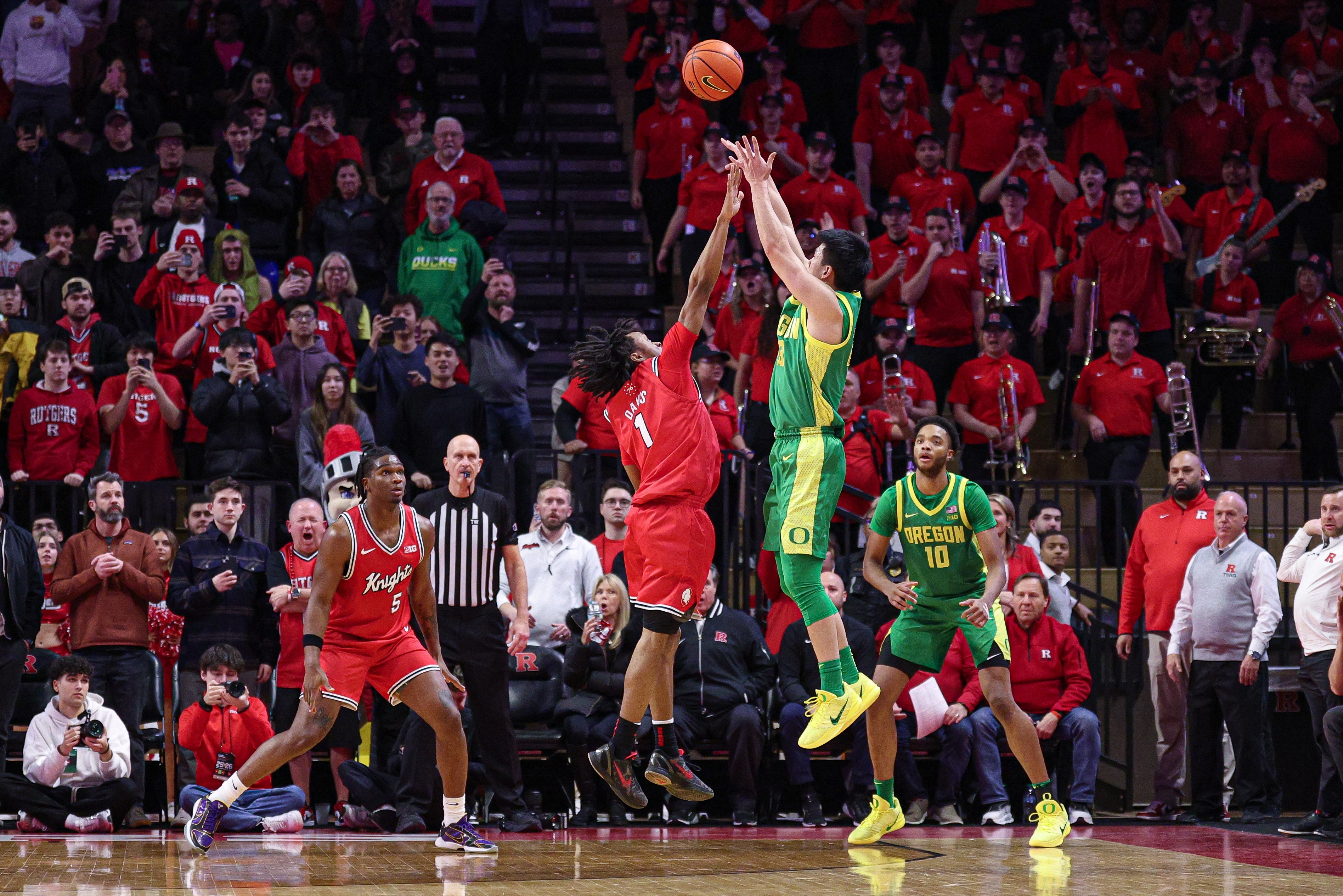 媒體人：俄勒岡主帥很真誠(chéng) 他對(duì)林葳很喜歡、很耐心 林葳進(jìn)步明顯