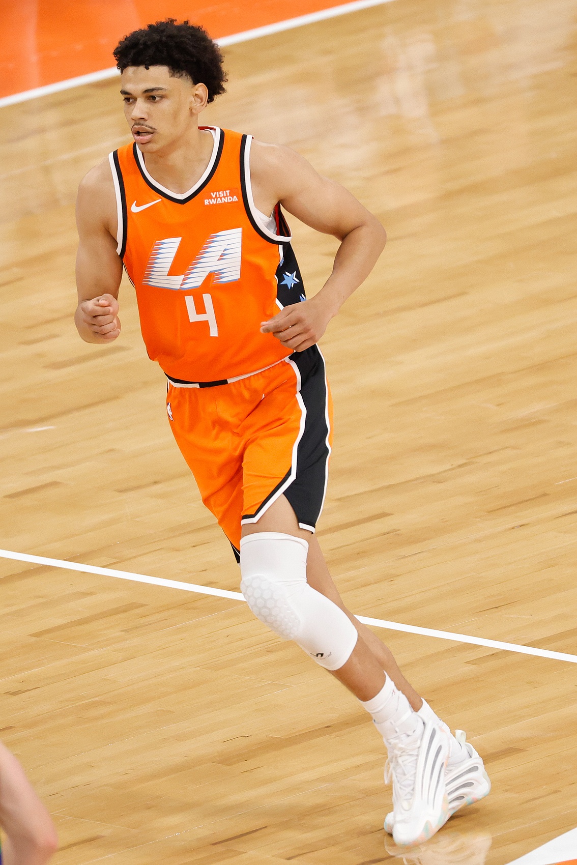 【篮球】桑德斯：最后暂停前我已准备要得分了 但暂停叫得好&让