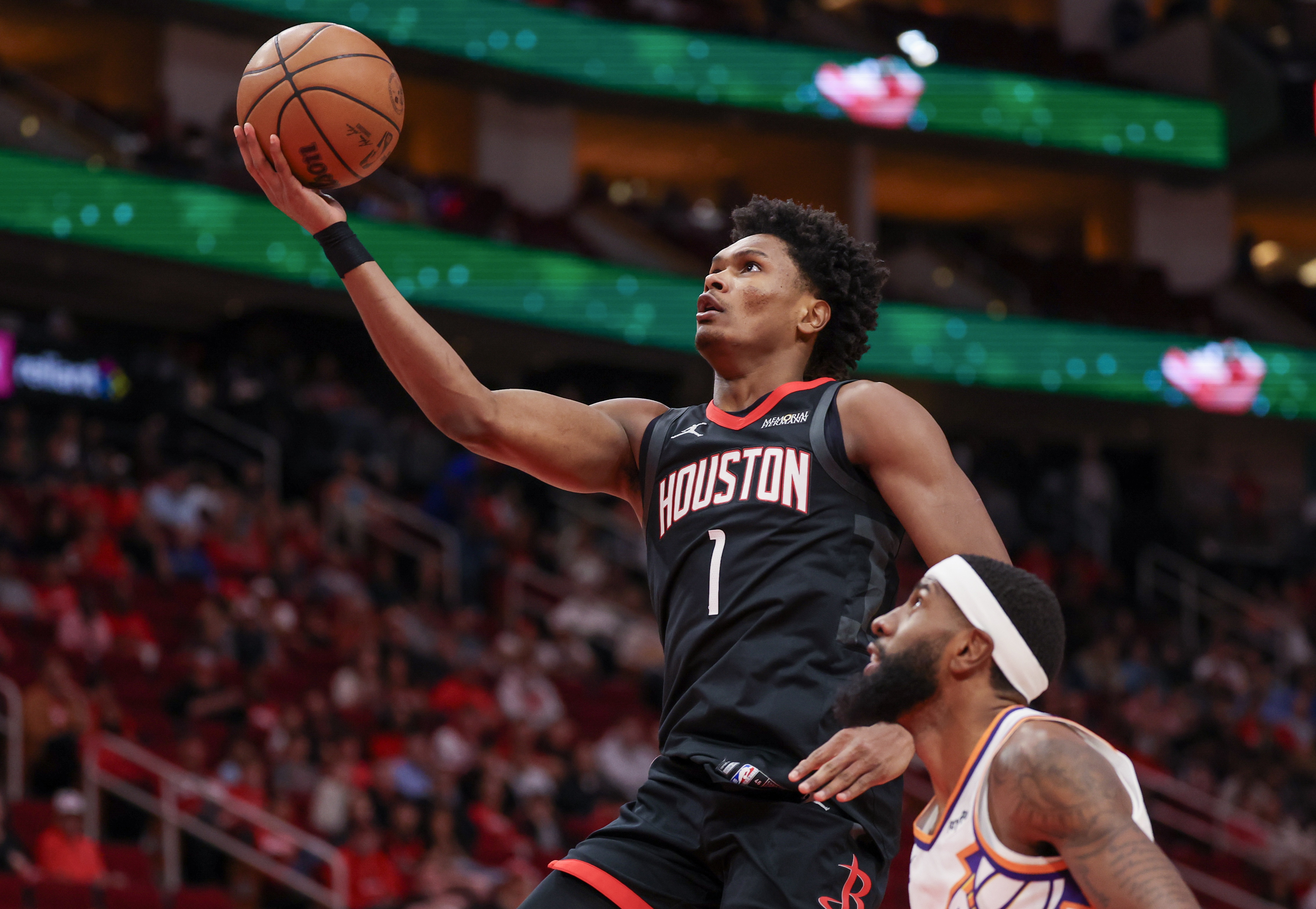 這表現(xiàn)可惜了！阿門(mén)·湯普森近三場(chǎng)場(chǎng)均26+11+5 球隊(duì)遭遇三連敗