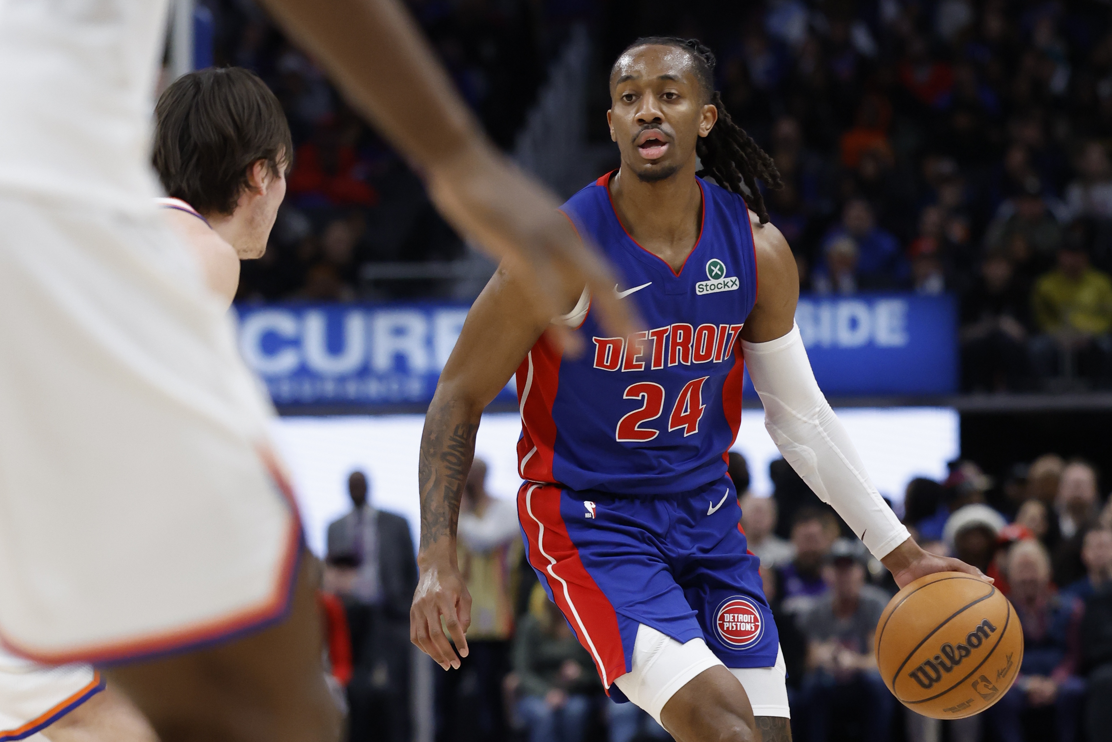 美記:活塞將裁掉內(nèi)線艾薩克·瓊斯 并將詹金斯轉為標準合同