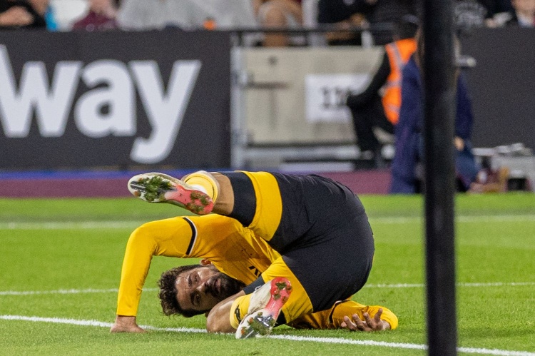 【足球】记者：新冠期间迭戈·科斯塔对着现场每个人脸咳嗽，两天