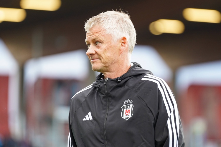 索帥 卡里克 弗萊徹 范尼一起帶？BBC：主帥可能由多位候選人共擔(dān)