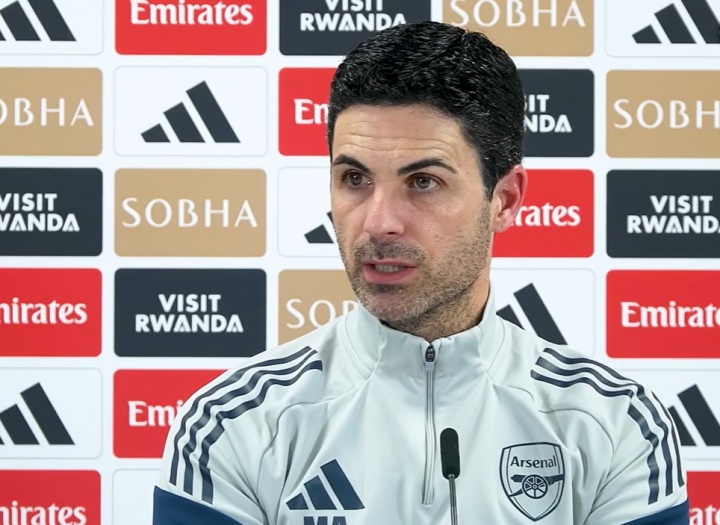 利物浦砸4.5億反下滑？塔帥：他們?nèi)ツ隂]怎么花錢也贏得了冠軍