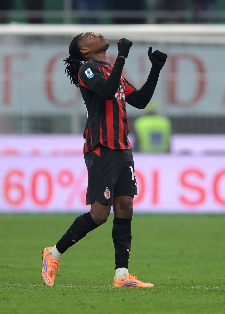 [AC米兰]弱队提款机？米兰对阵比萨、帕尔马、萨索洛等弱队均未取胜丢11分