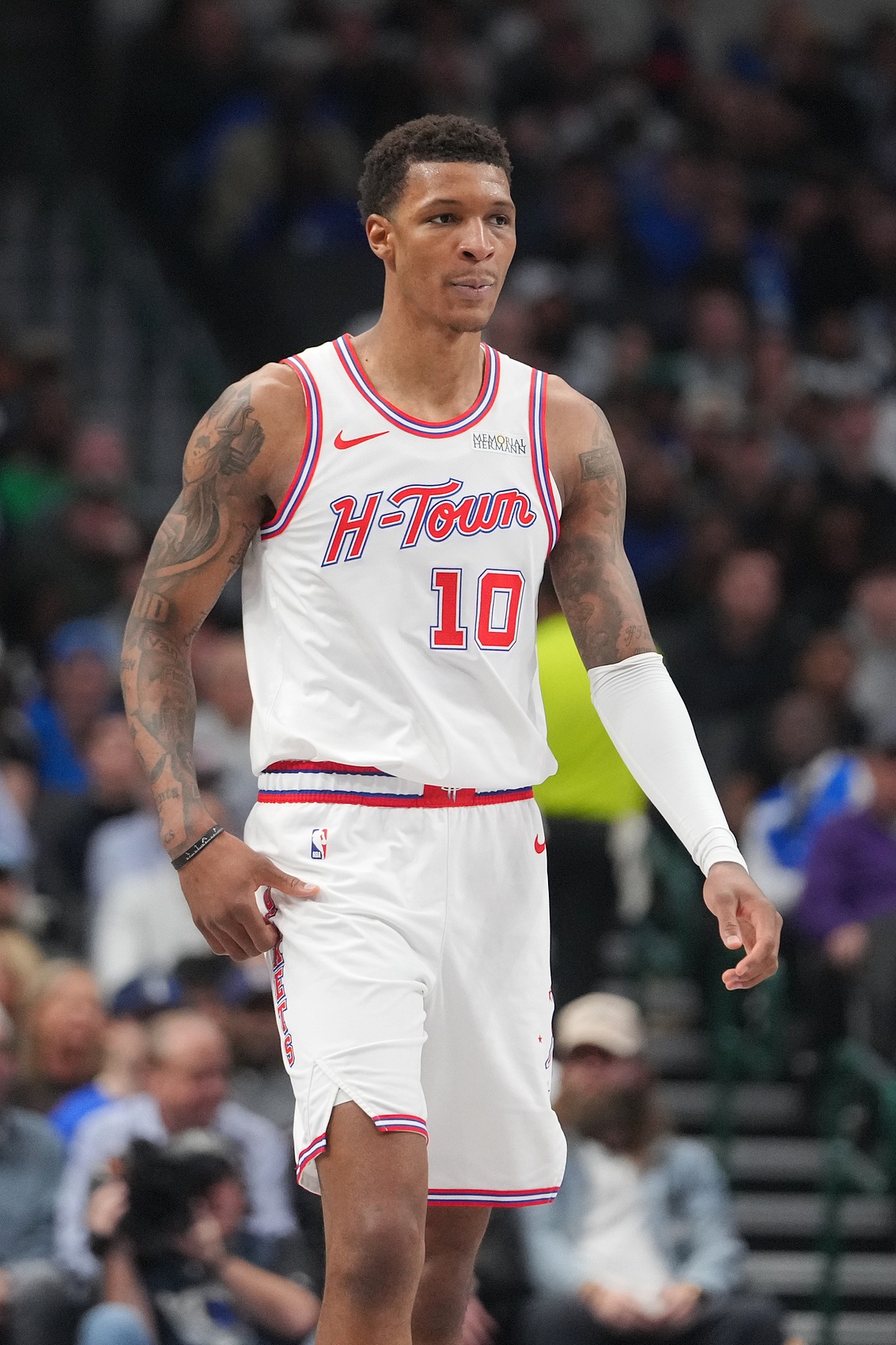 【最新赛报】空位得投进✌️！KD吸引包夹其他人开卷答题 雨姐成为第❕五⬅️张牌新答案(图3)