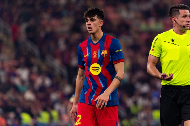 [你怎么看？]罗马诺：巴萨愿与克里斯滕森续约一年 贝尔纳尔冬