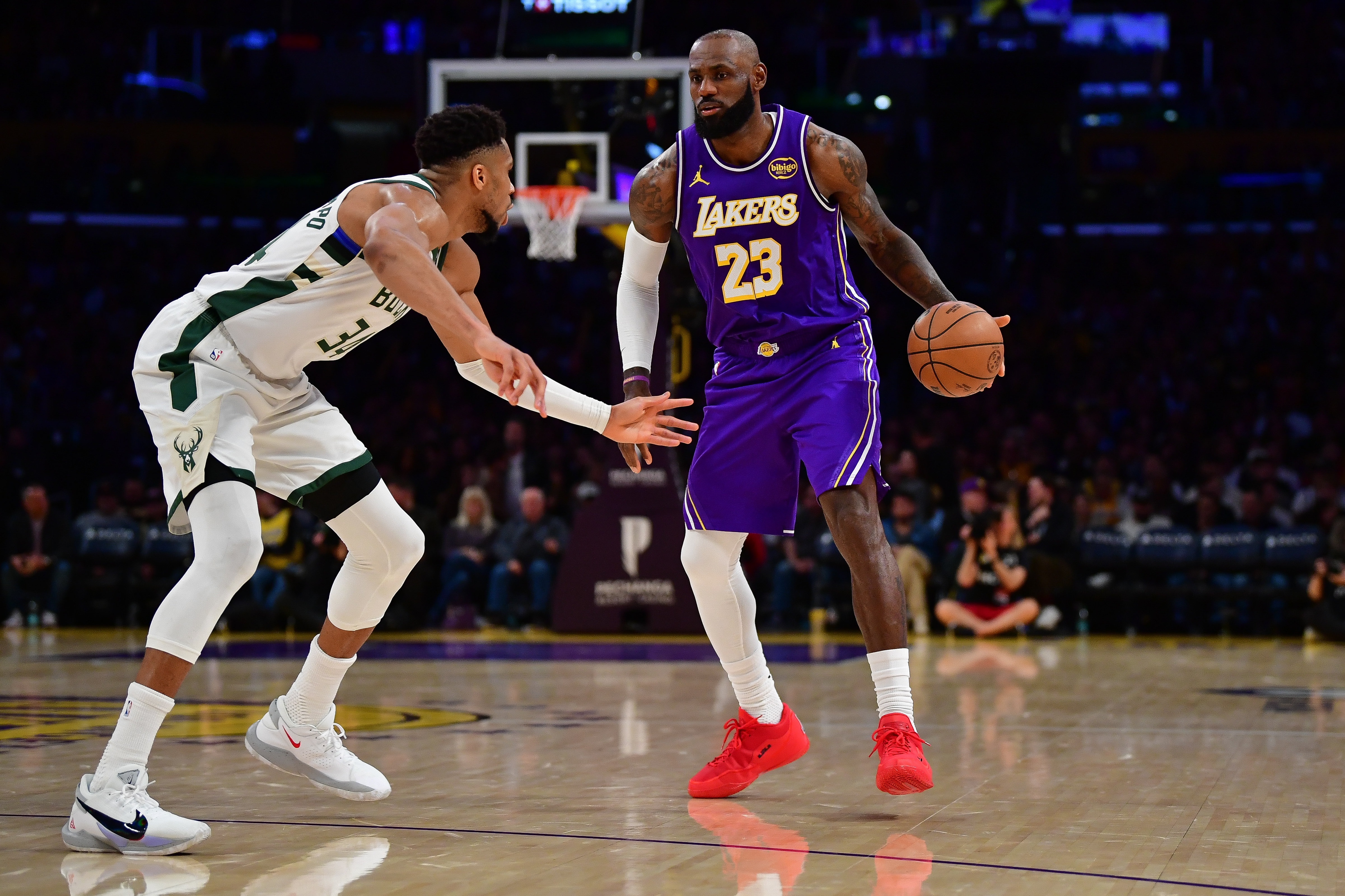 詹姆斯：生涯這階段還能和字庫杜哈威這些偉大球員對陣令人興奮