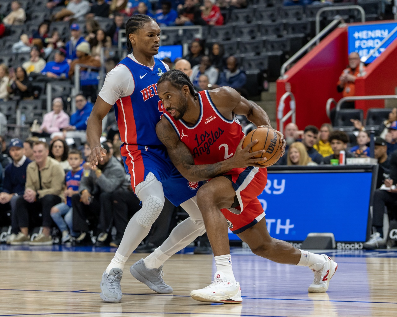 這家沒我得散！小卡帶傷作戰(zhàn)26分8板3斷 連續(xù)20場20+刷新快船紀錄