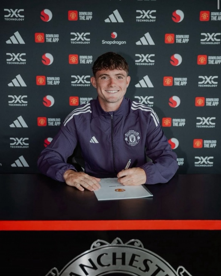 效力曼聯(lián)U18！澳大利亞18歲小將首發(fā)出戰(zhàn)U23國足，身價10萬歐元