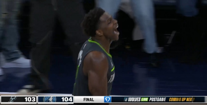 兩次機會沒把握??！文班強投蘭德爾沒進 ?？怂谷纸^殺也沒有！