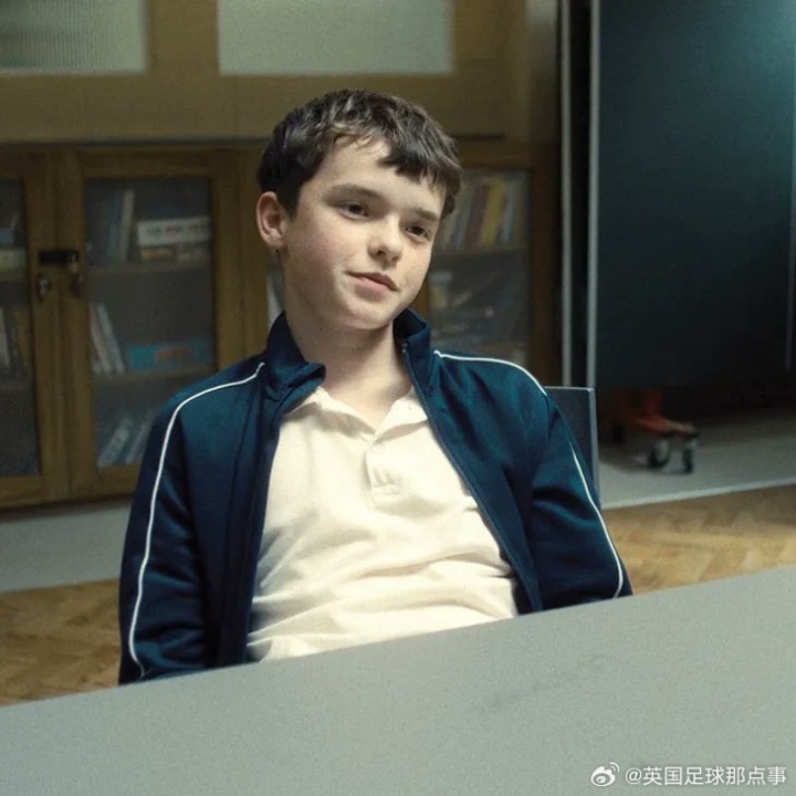 16岁利物浦球迷金球奖获奖感言用队歌“你永远不会独行”结尾❤️