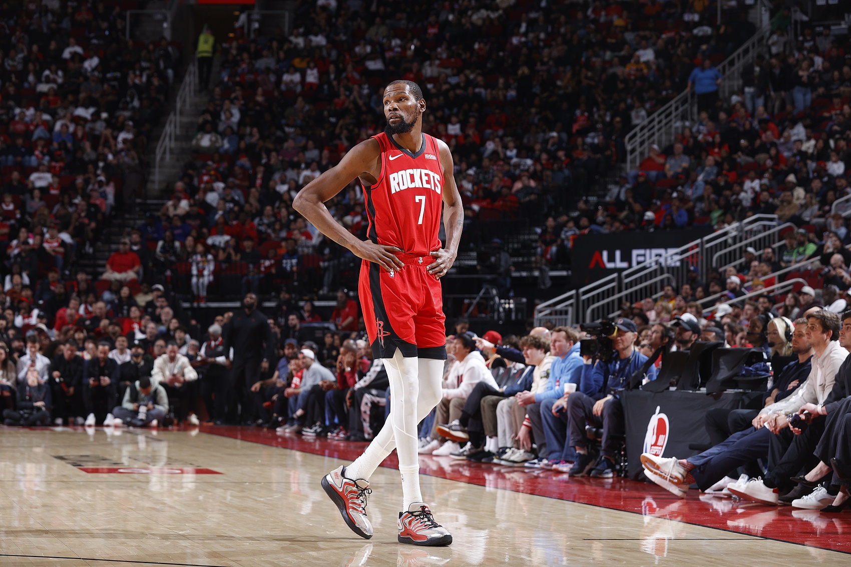 【精彩资讯】姗姗来迟！杜兰特本赛季首次砍下35+5助攻+5三