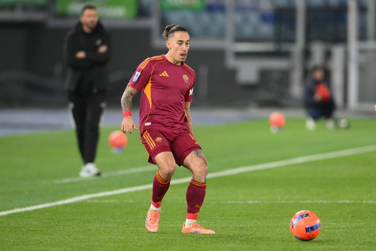 【转会】斯基拉：奥林匹亚科斯有意齐米卡斯，后者不在加斯佩里尼