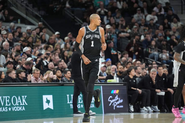 【赛场速递】文班亚马：这是一场微妙的胜利 ⬇️对方背靠背作战