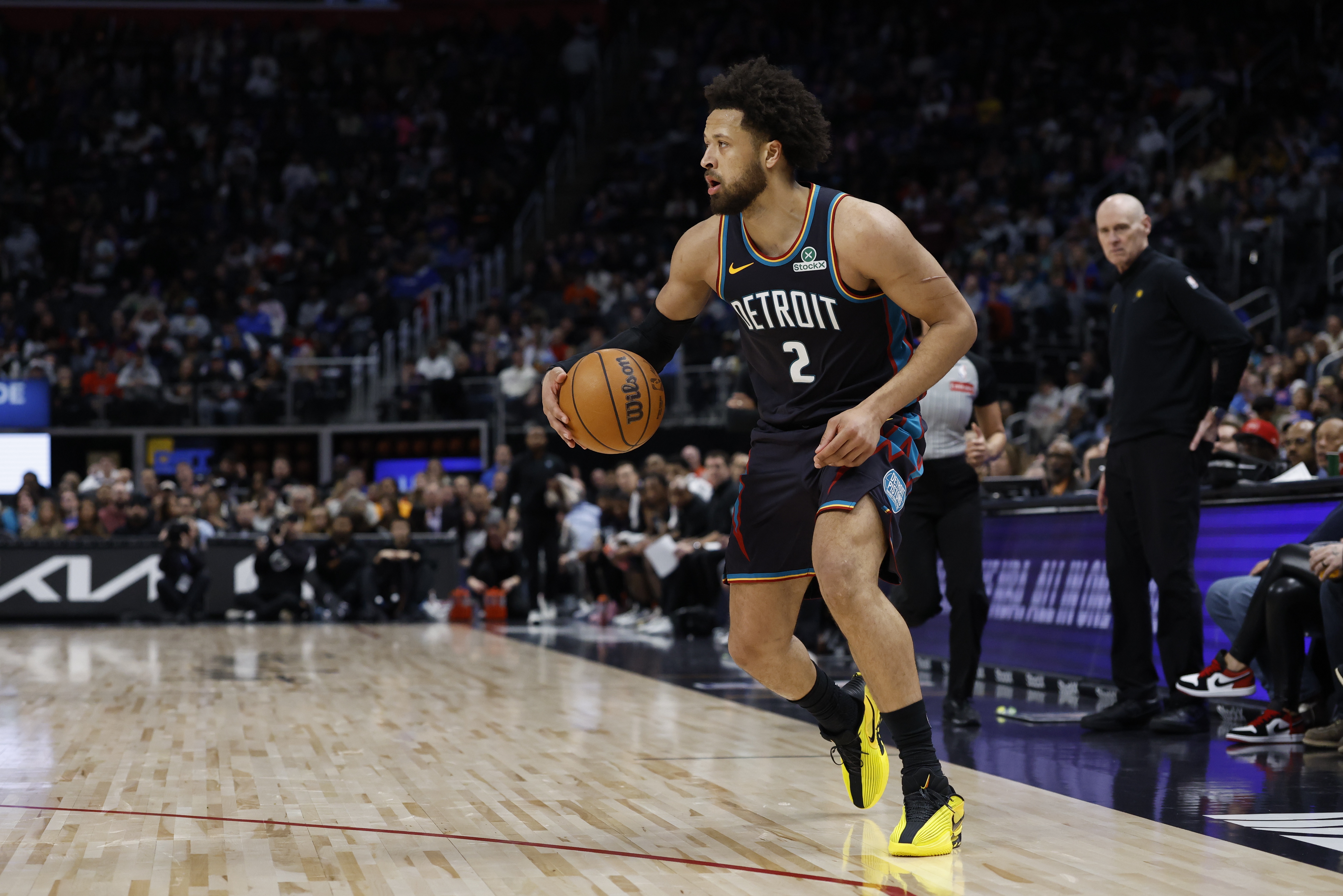 [篮球]张佳玮：坎宁安依然是截至此刻的东部MVP 活塞东部第