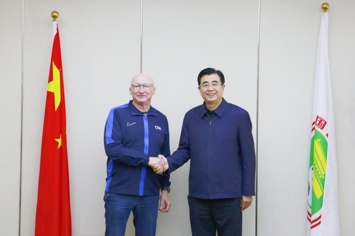 官方：克瑞斯出任中国足协技术总监，聚焦国家队技战术水平提升