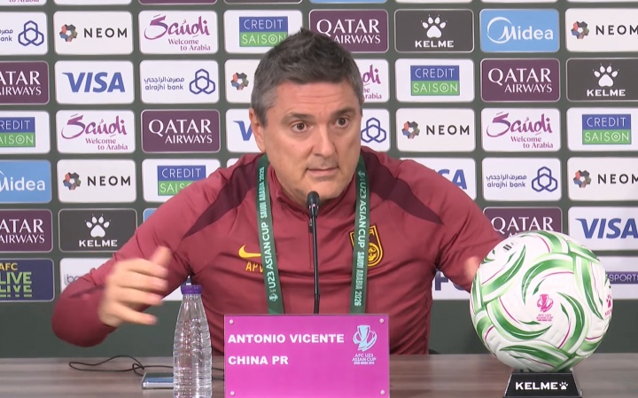 直击|安东尼奥：中日足球差距确实很大 但我们会努力创造特别结果