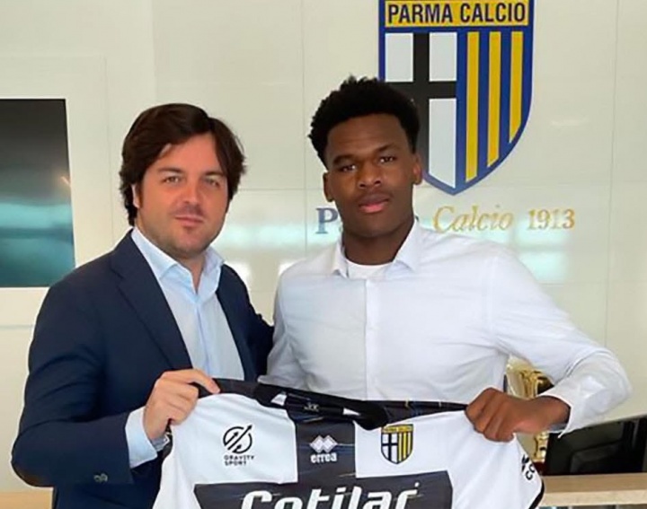 没人要→3500万！博尼18岁时被无数法国球队拒绝，帕尔马0元购入