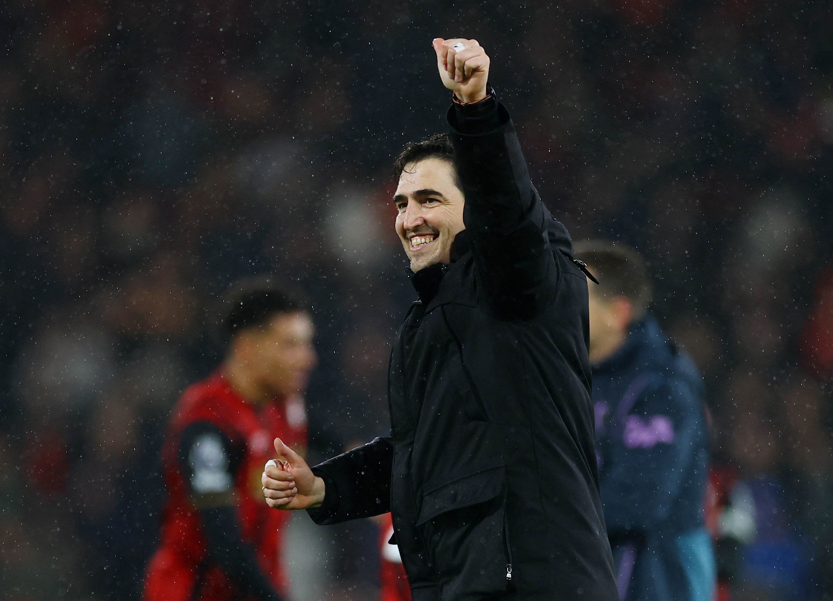 伊劳拉谈击败利物浦：为球员们感到骄傲，我们近3场联赛拿到7分