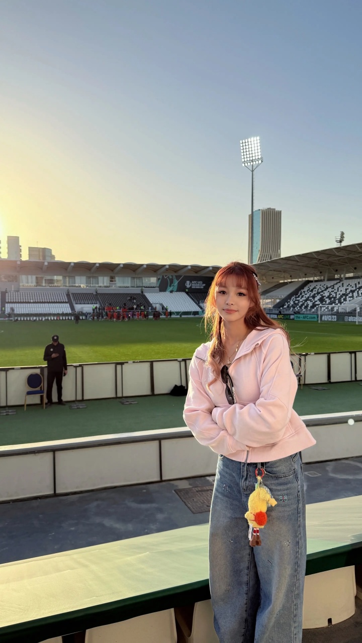 【深度报道】甜蜜女友评论徐彬大胆闯吧，我一直在你⭐身后 2人IP都在英国(图4)