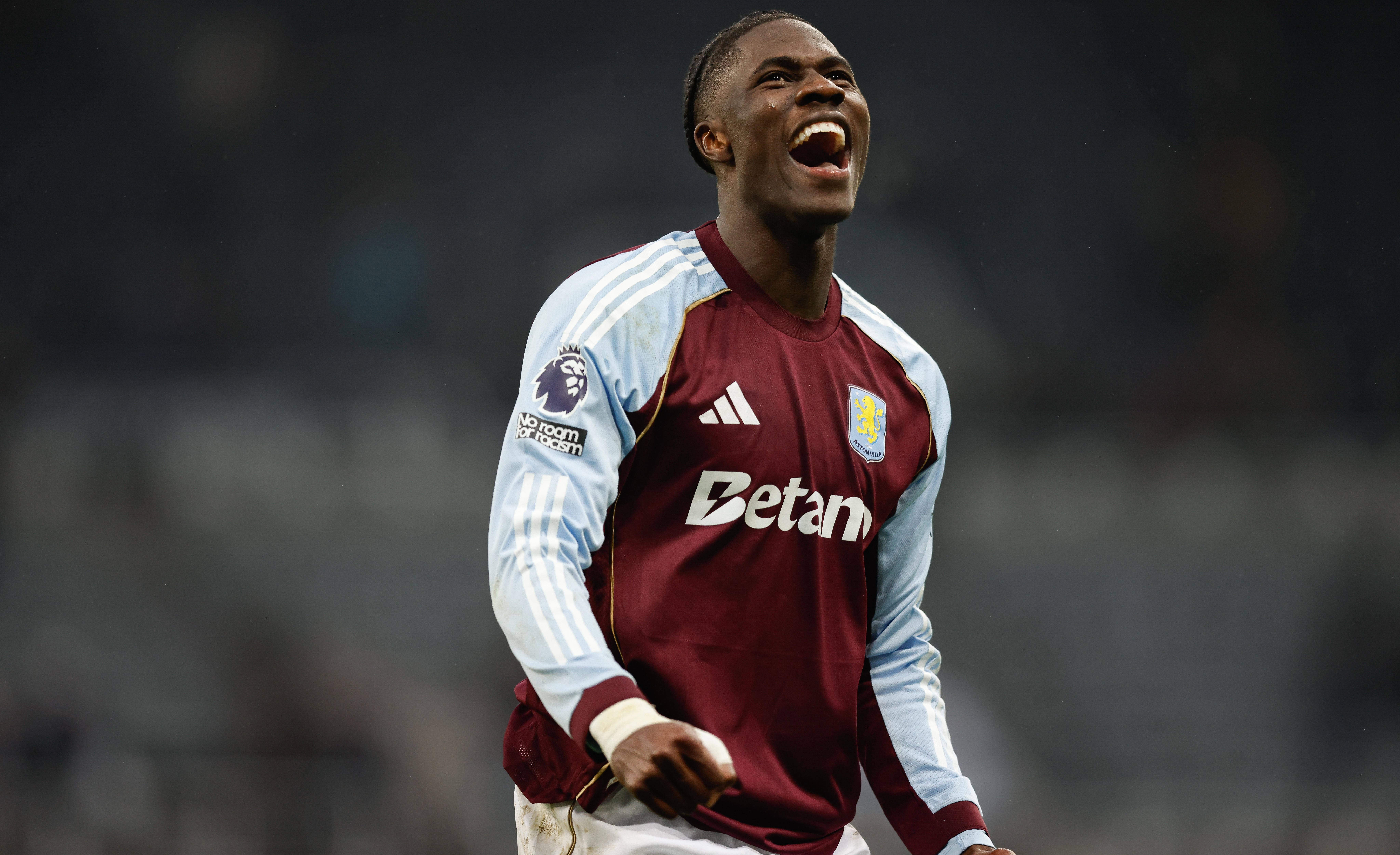 维拉中场奥纳纳：阿森纳是争冠最大热门，我们只想尽力跟上他们