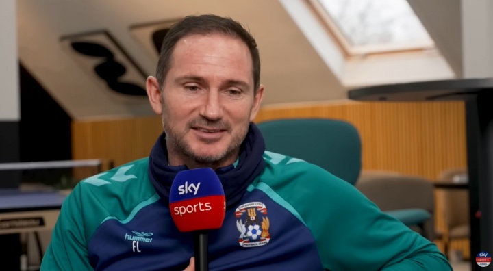 兰帕德：英冠非常困难，附加赛的失利让我们难过，本赛季冲击直升