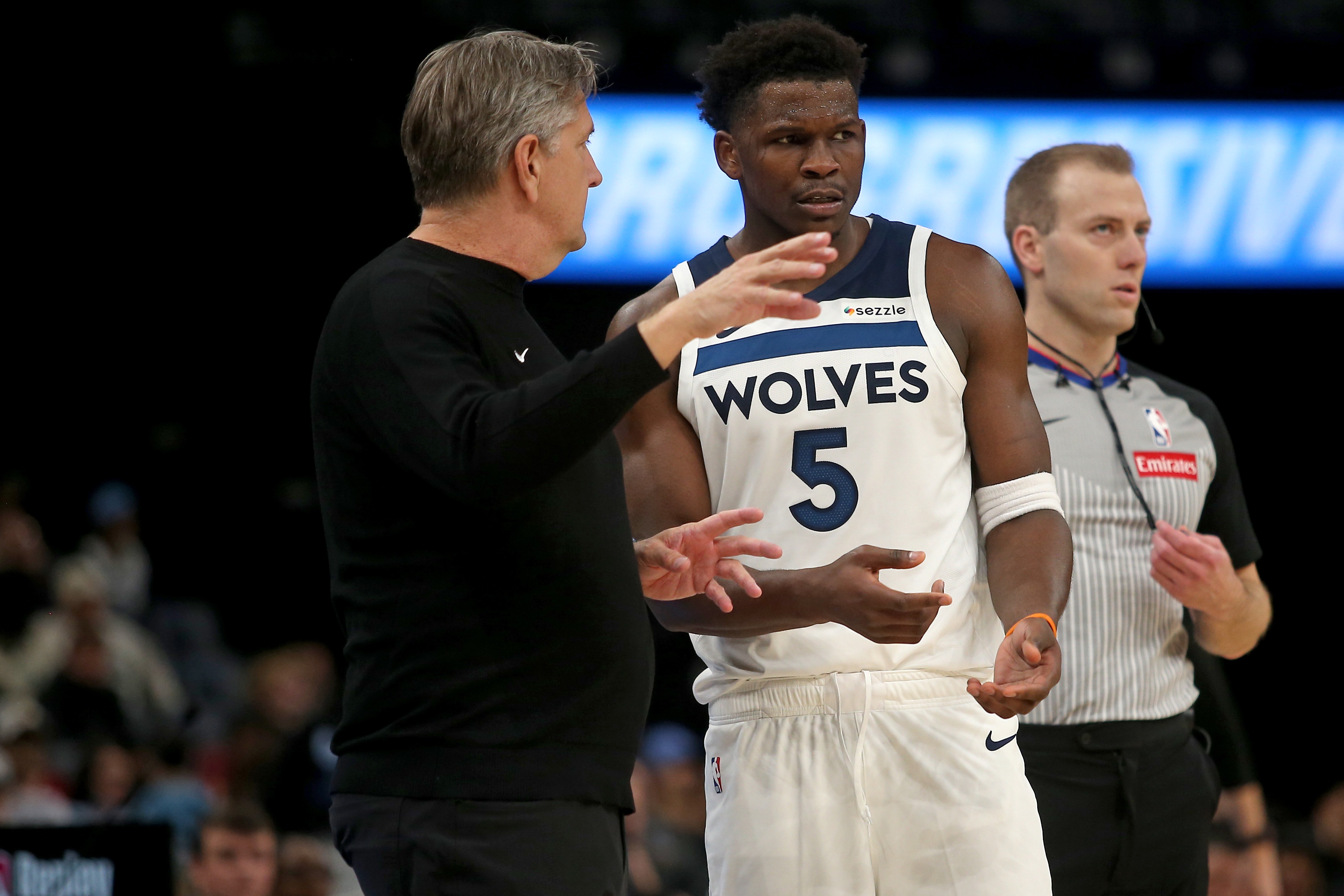 [体育热讯]芬奇：丢153分不可接受 三连败后必须重整旗鼓 