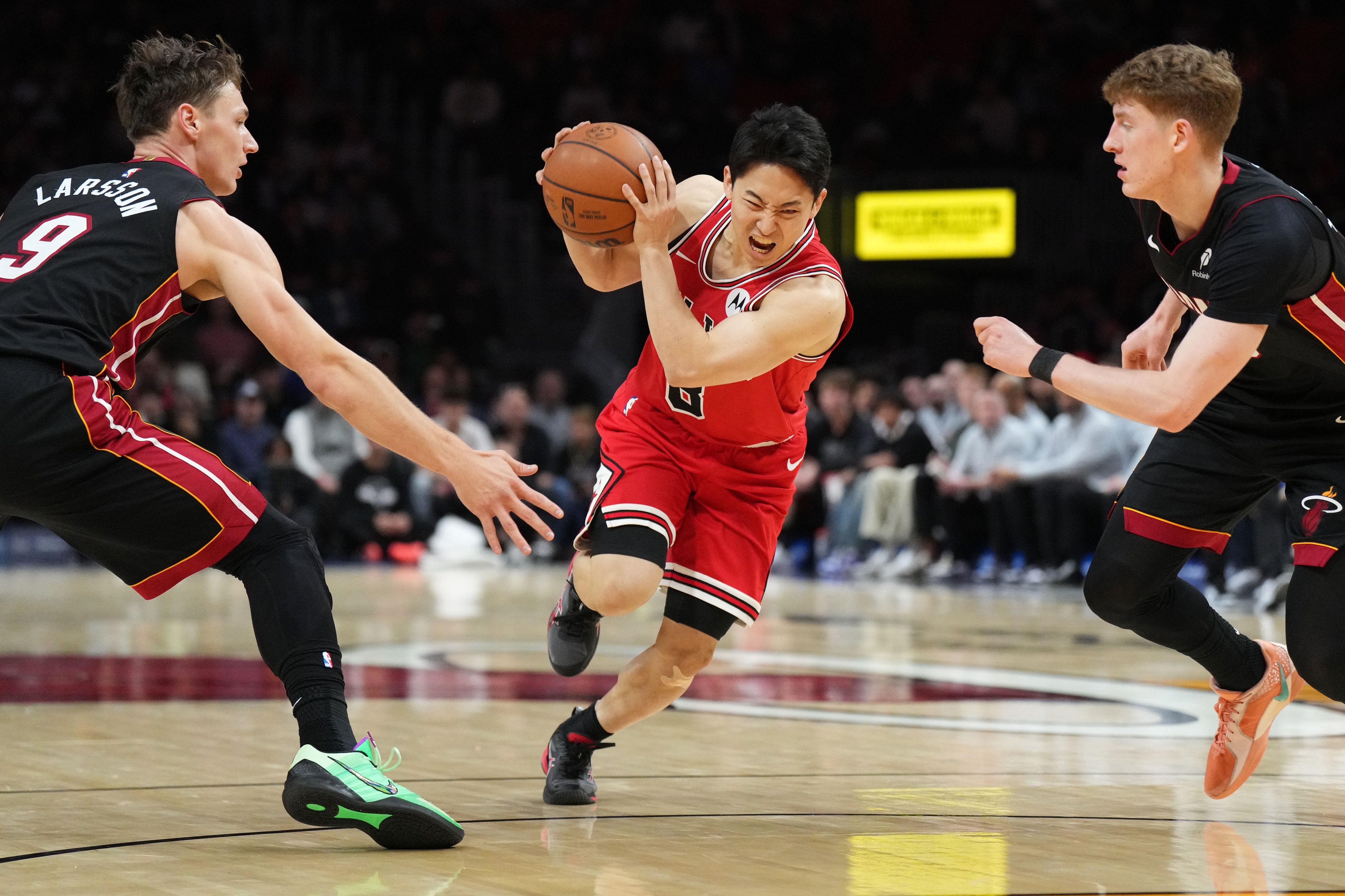 【热门资讯】河村勇辉：学英语不容易 但我进步挺快 因为我尽量