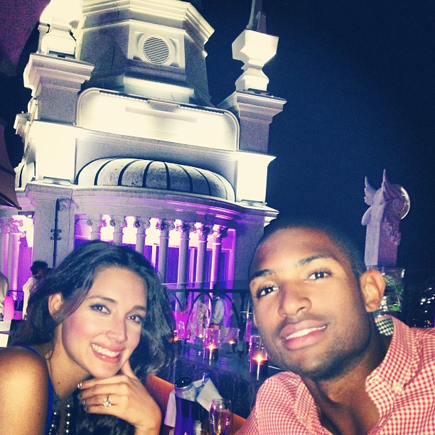 【精彩资讯】NBA最美妻子谁赞成谁反对？霍福德携绝美爱妻观看超级碗(图10)