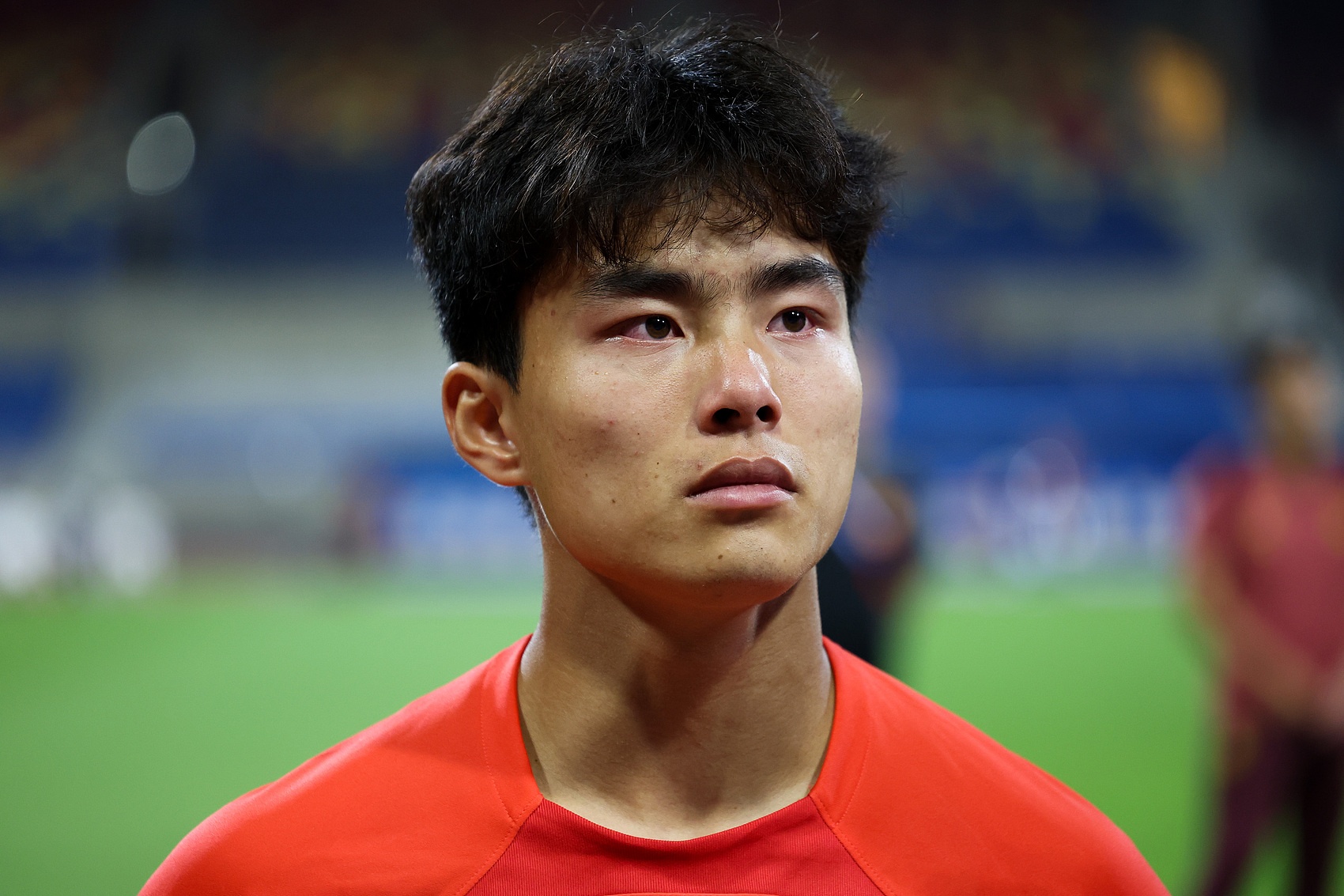 【中国足球】直播吧：私联海港推进签约，恒大足校向杨黔东发函追偿违约损失(图1)