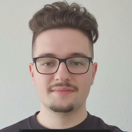 493天没理发！蓄发哥预热凌晨曼联冲击五连胜，该剪个什么发型？