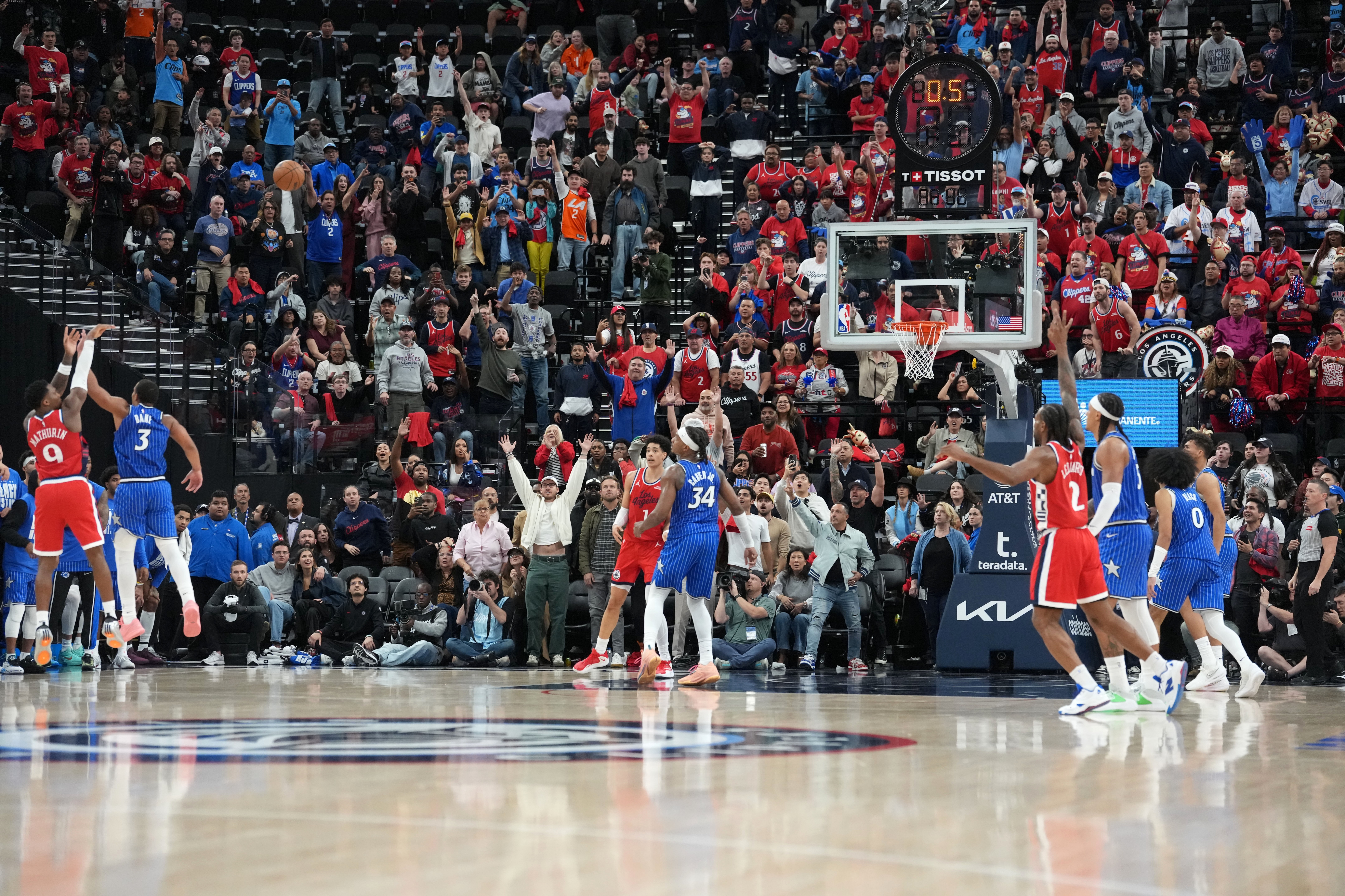 [体育报道]马瑟林：绝杀球是绝佳投篮机会 失绝杀后小卡来安慰