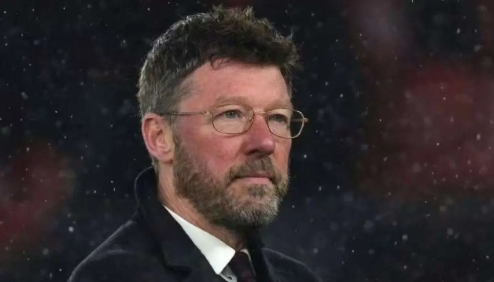 [好看推荐]今日趣图：曼联先斩英超前2后斩足总杯冠军 月最佳