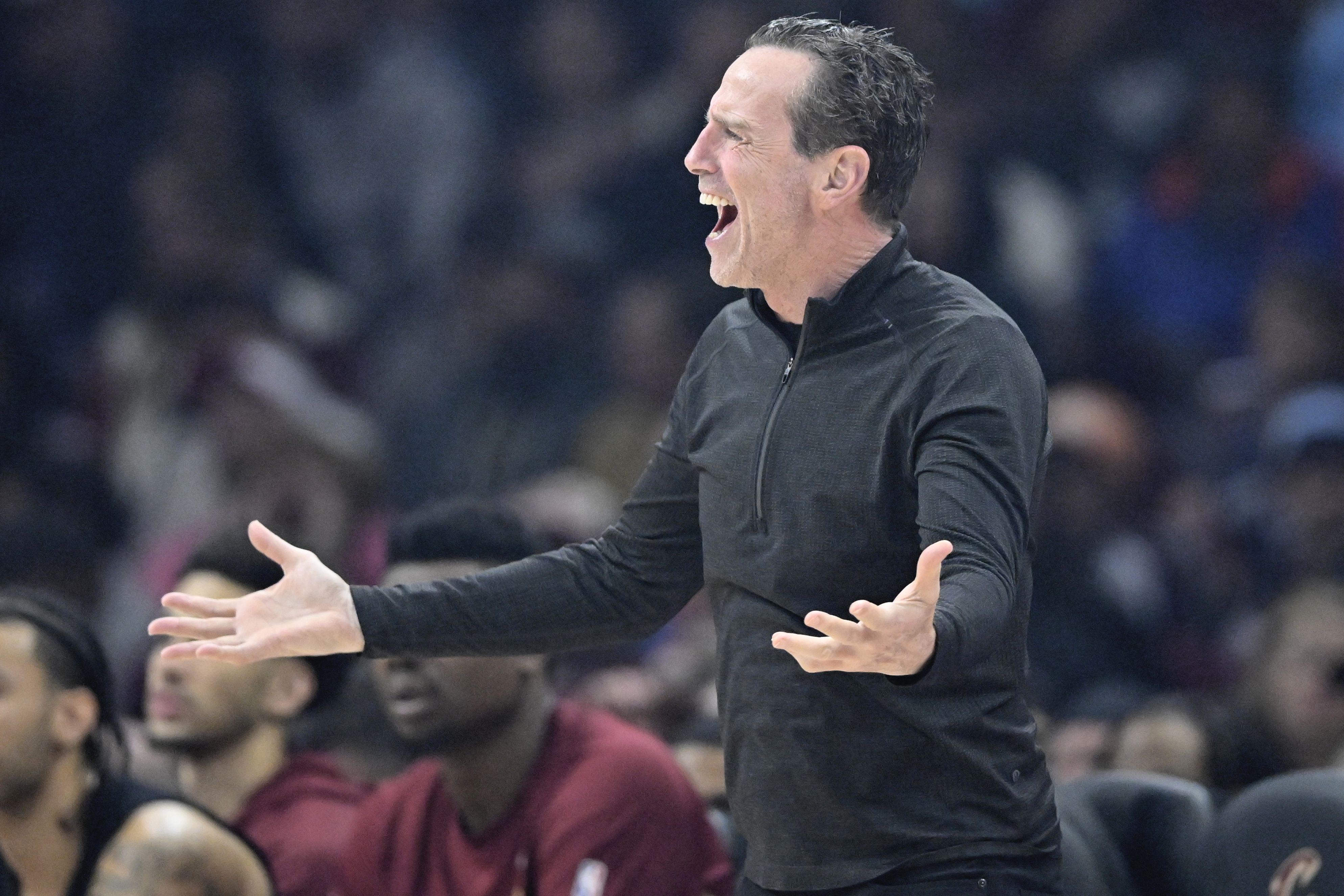 [热点推荐]活力全无进攻僵化&单节仅得10分 骑士面对绿军是否存在心理障碍？(图3)