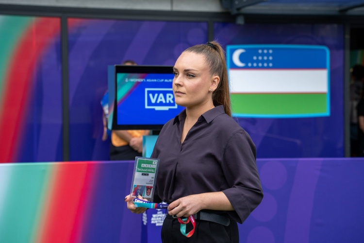 [精选必读]乌兹别克斯坦主帅：中国女足实力强大，我们会比之前