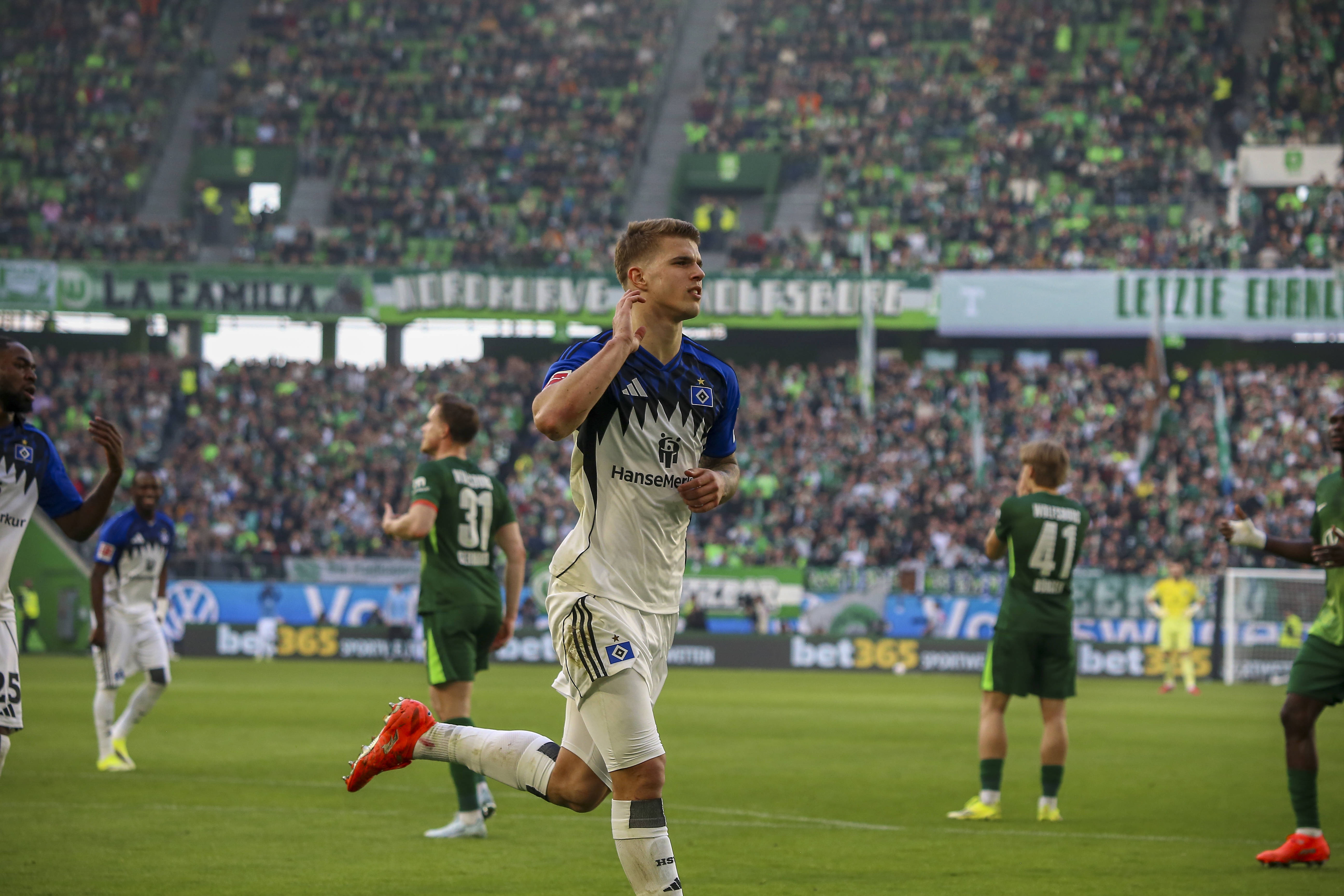 [赛事追踪]巨星胚子！19岁中卫武什科维奇2造点+1进球 身