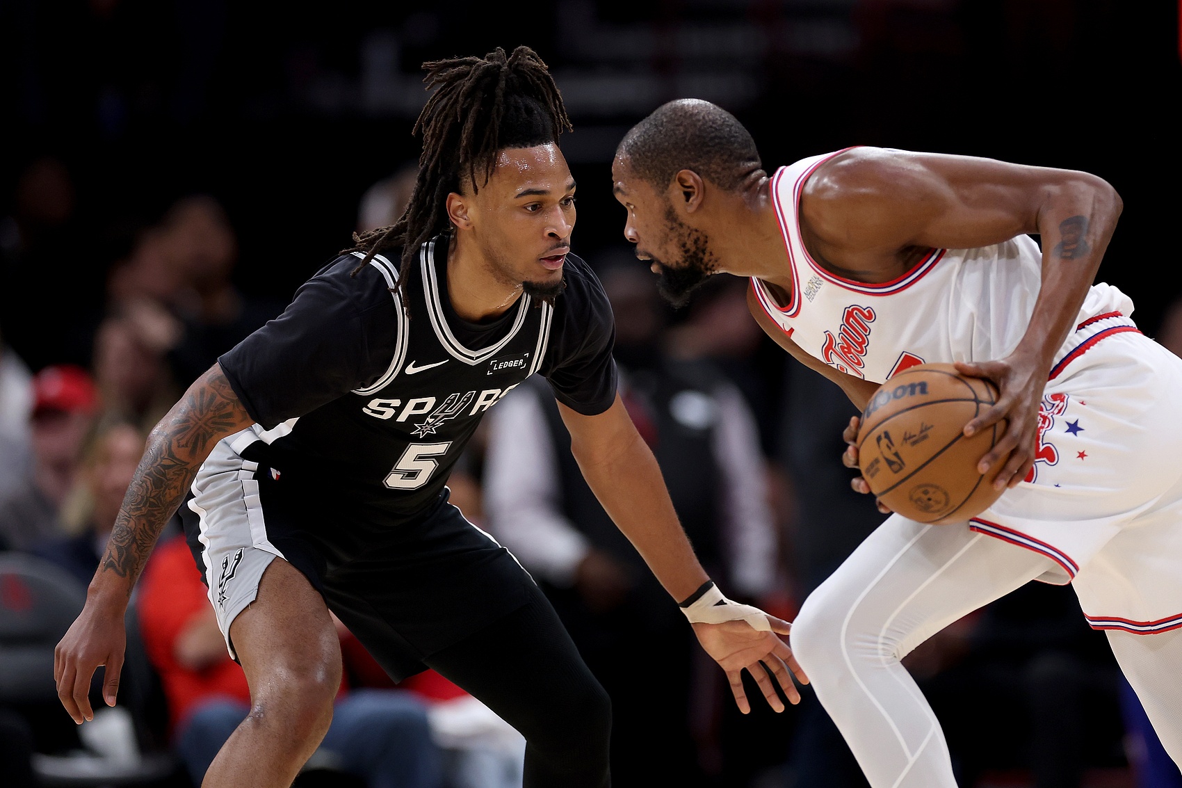 【球场快报】卡斯尔：下半场要继续让杜兰特打得不舒服 不让火箭